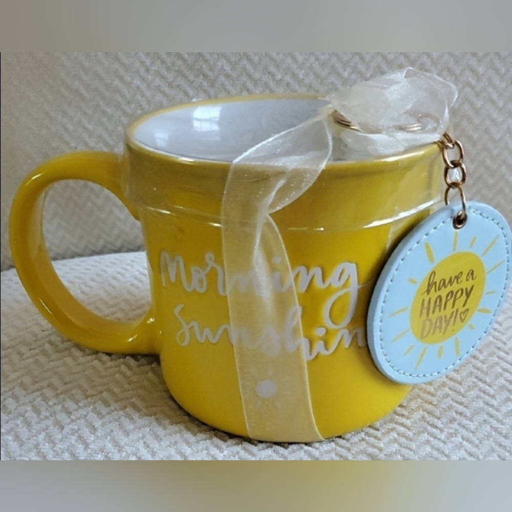 Eccolo Dayna Lee Mug & Keychain Gift Set